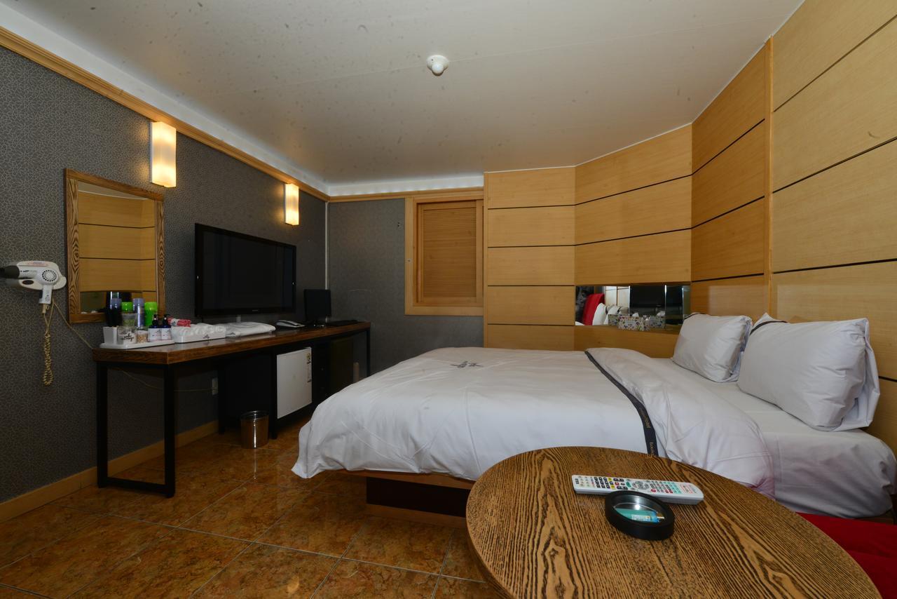 Daegu Mellow Motel Eksteriør billede